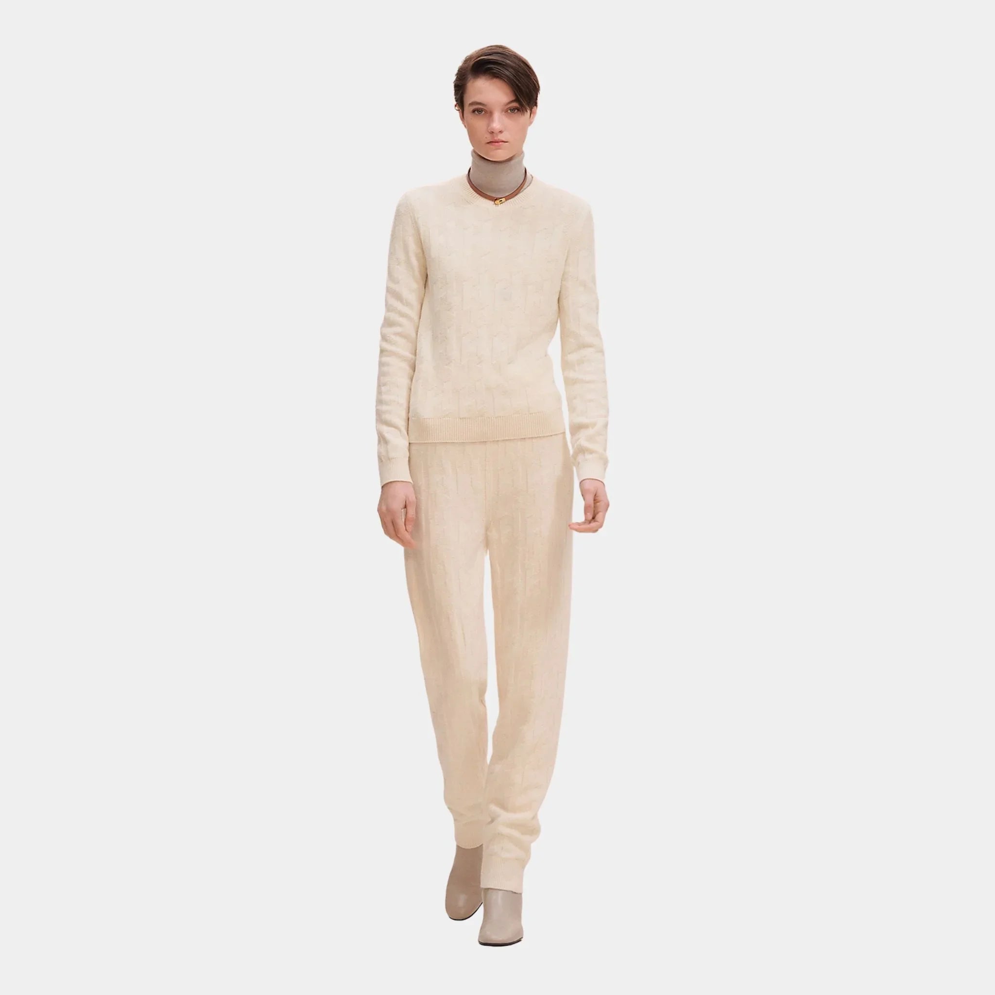 Hermes H Long-Sleeve Sweater in Plain Wool Knit, Blanc Naturel, Front