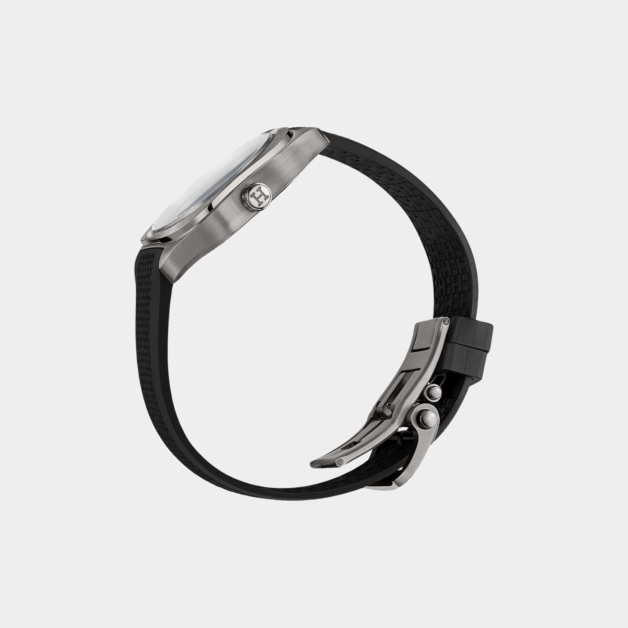 H08 42 mm Titanium Watch With Mirror Polished Chamfers