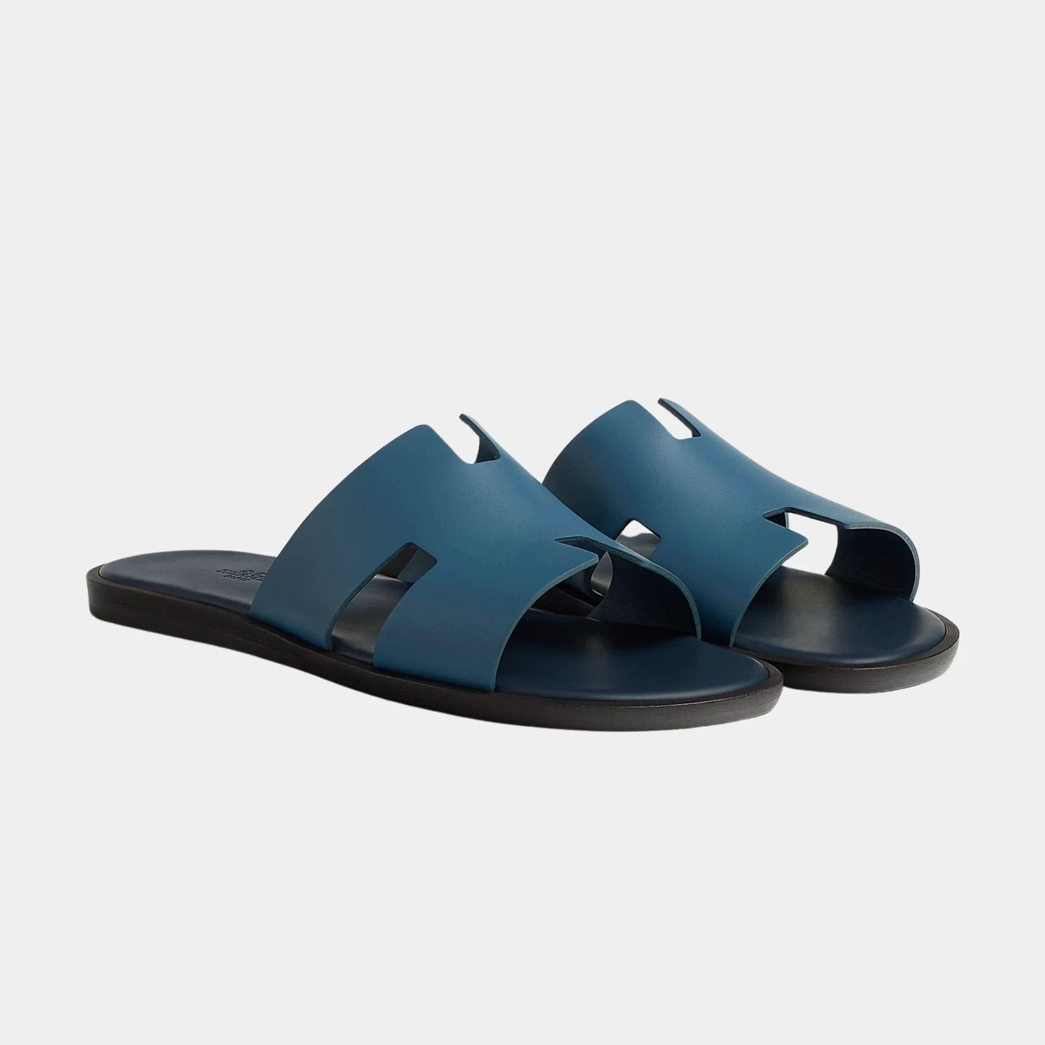 Hermes Izmir Sandal In Calfskin, Bleu Turquin, Front