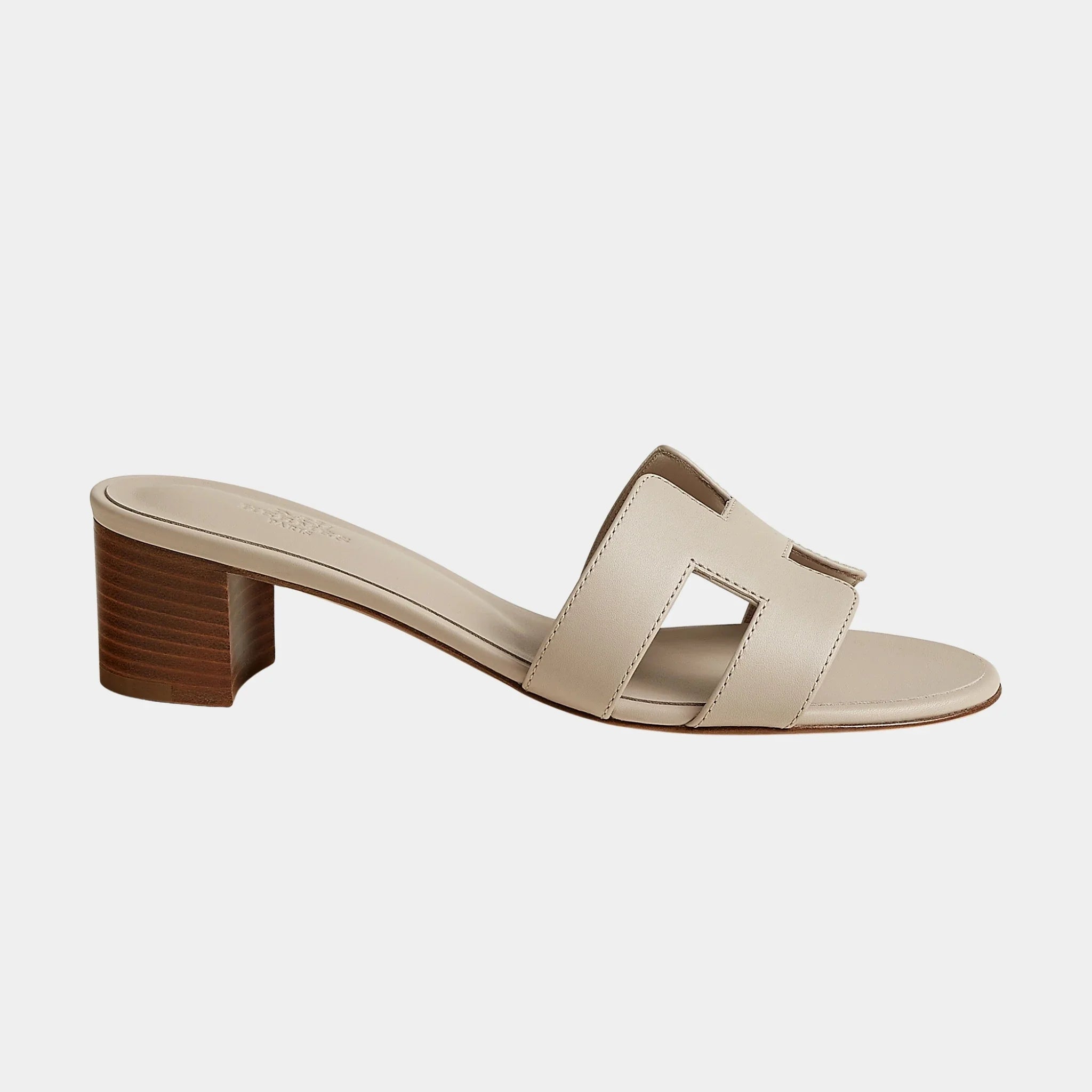 Oasis Sandals in Calfskin