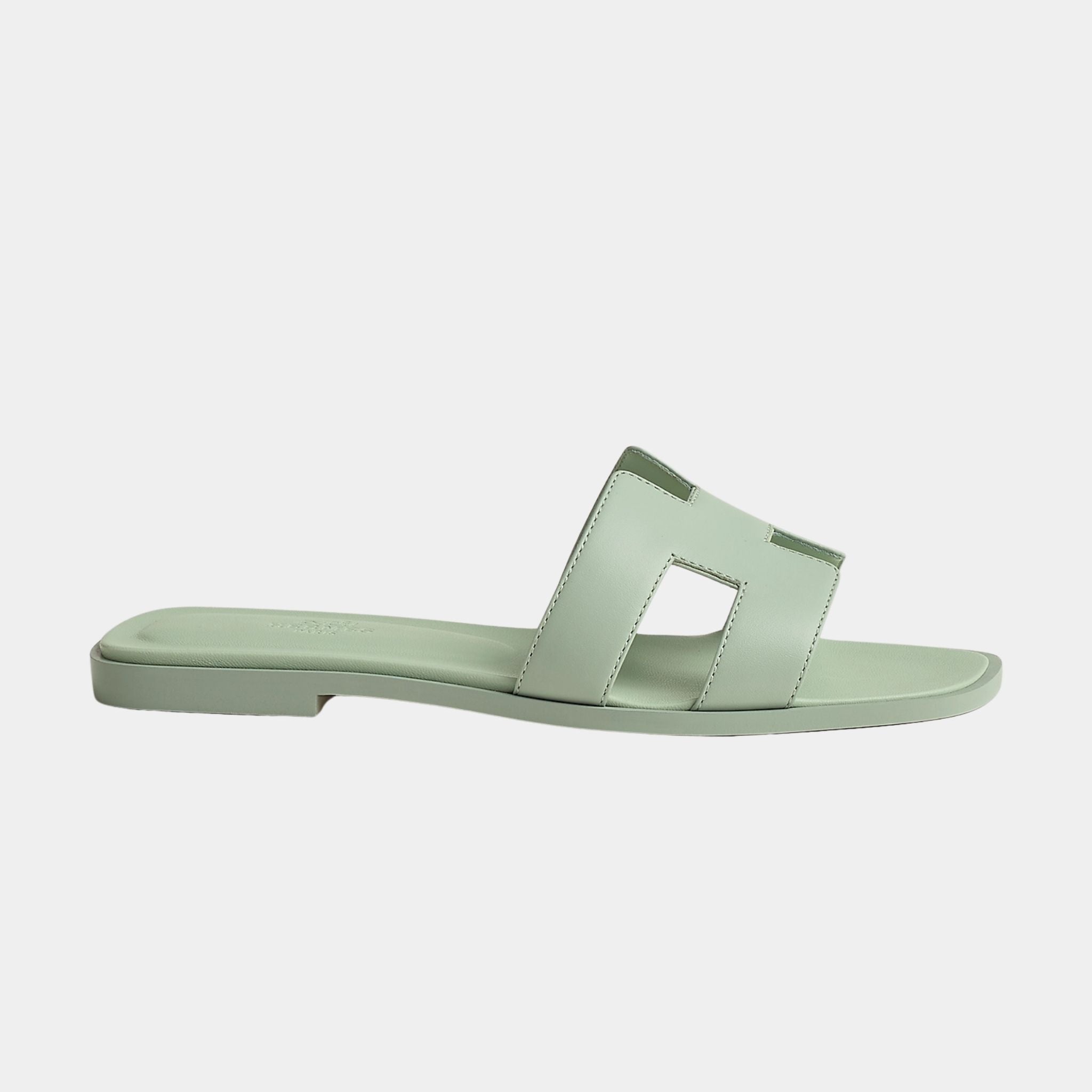Oran Sandals in Calfskin Leather