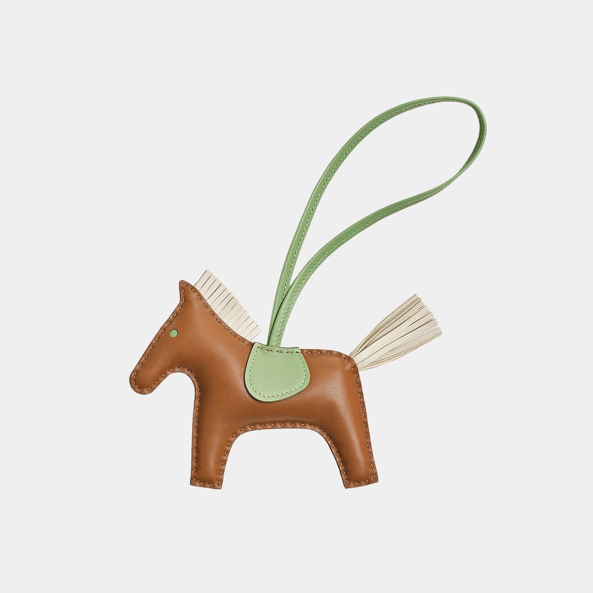 Hermes Rodeo MM Charm, Gold, Craie, Vert Criquet