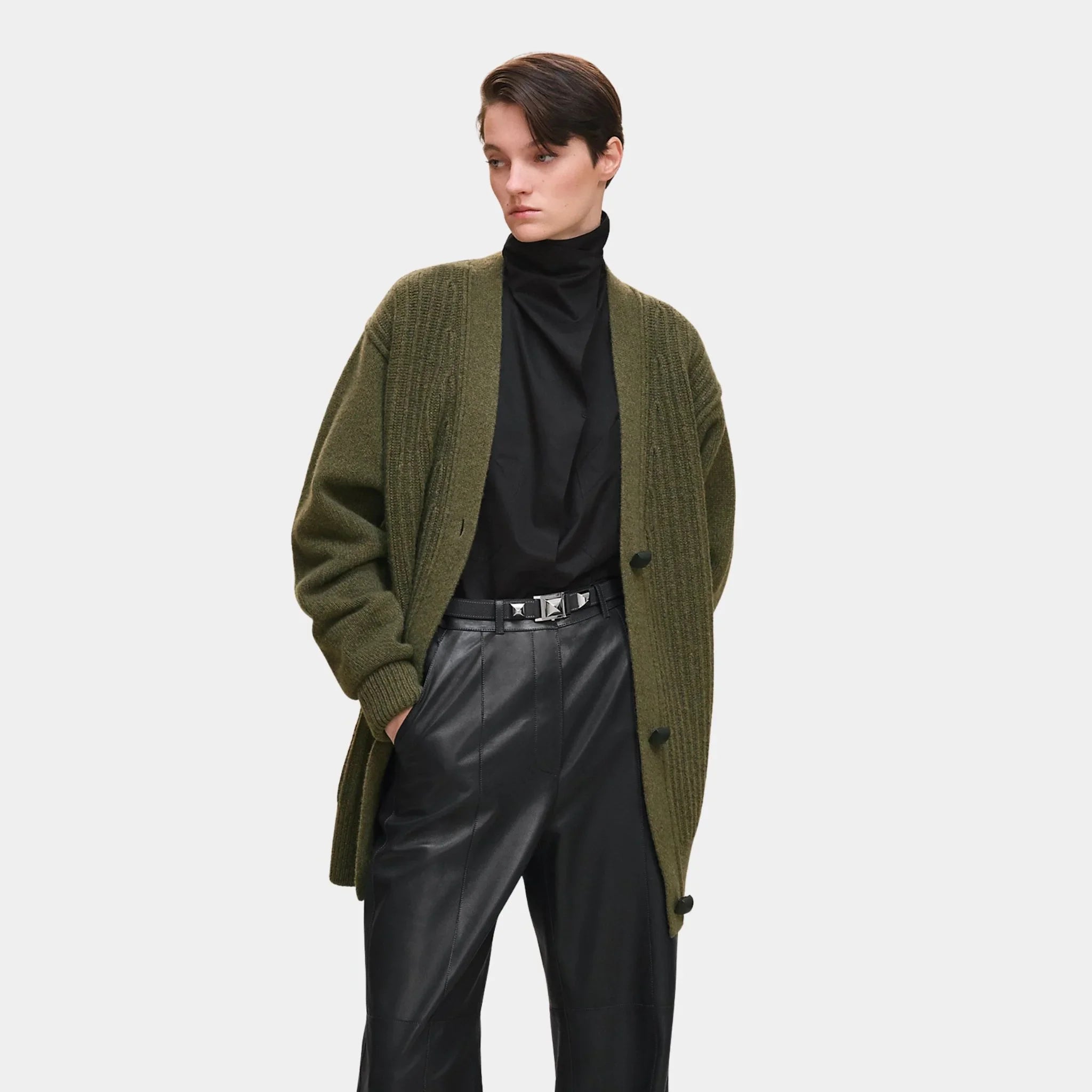 Hermes Thick Long-sleeved Cardigan in Scottish Wool, Khaki, Front