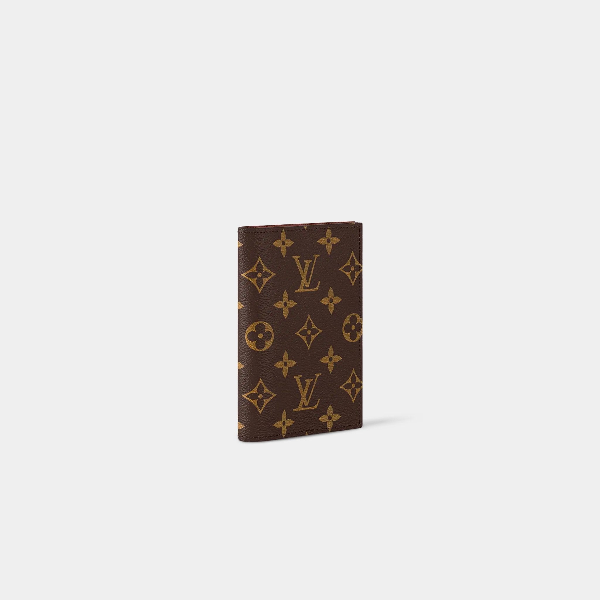Passport Cover Monogram Canvas