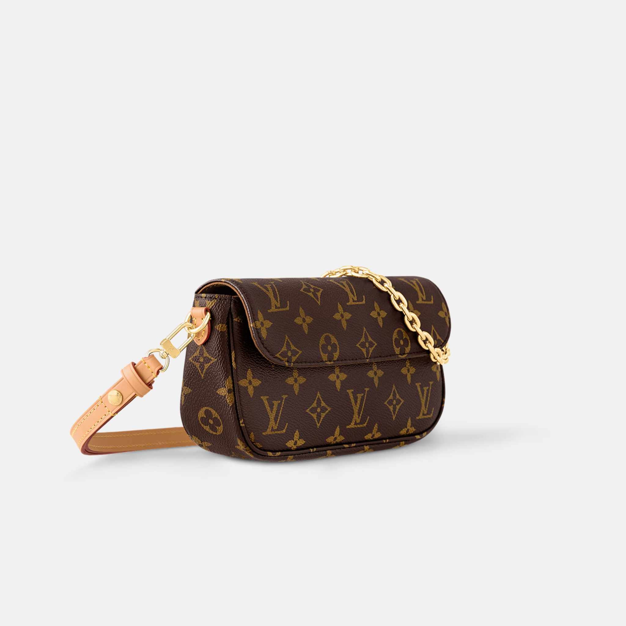 Wallet On Chain Ivy Handbag Monogram Canvas