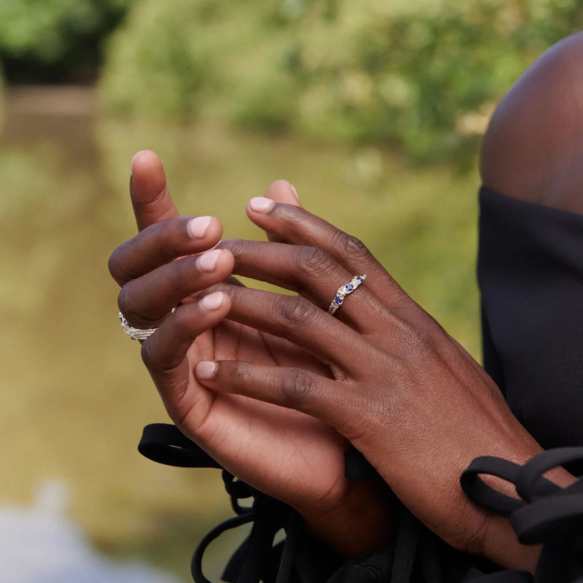 Alba Sapphire Moissanite Argenti Ring