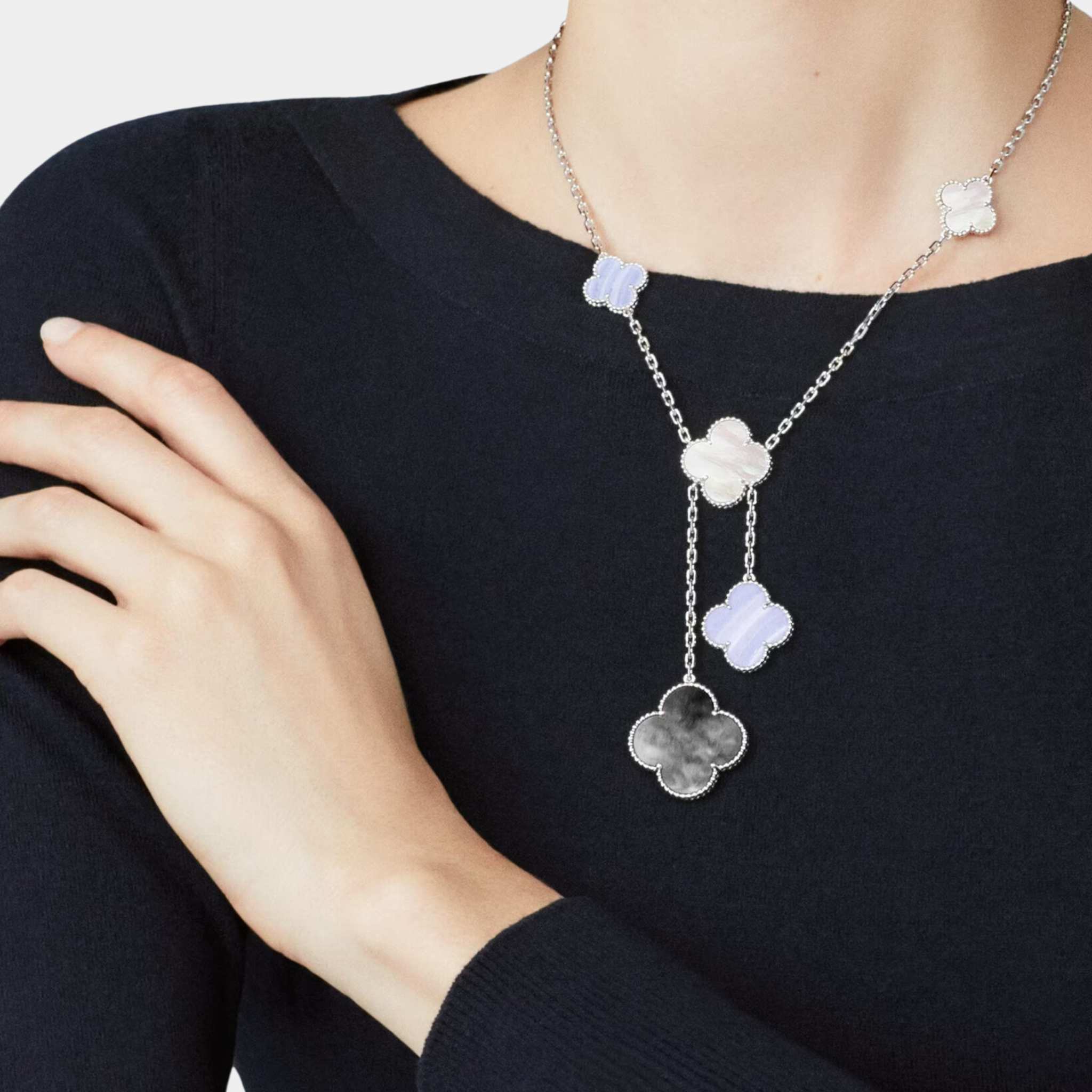 Magic Alhambra Necklace in White Gold Chalcedony & MOP