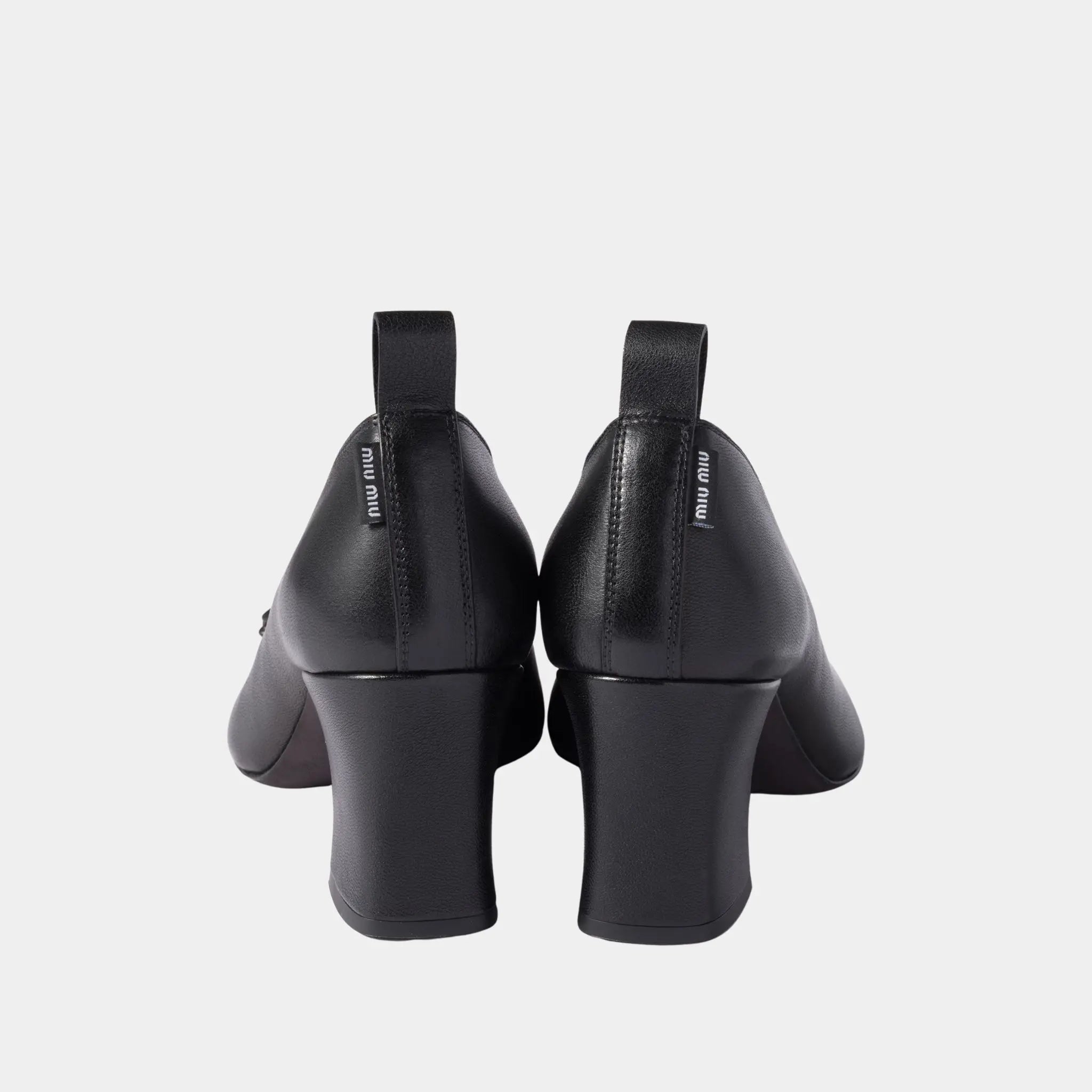 Élan Nappa Leather Pumps