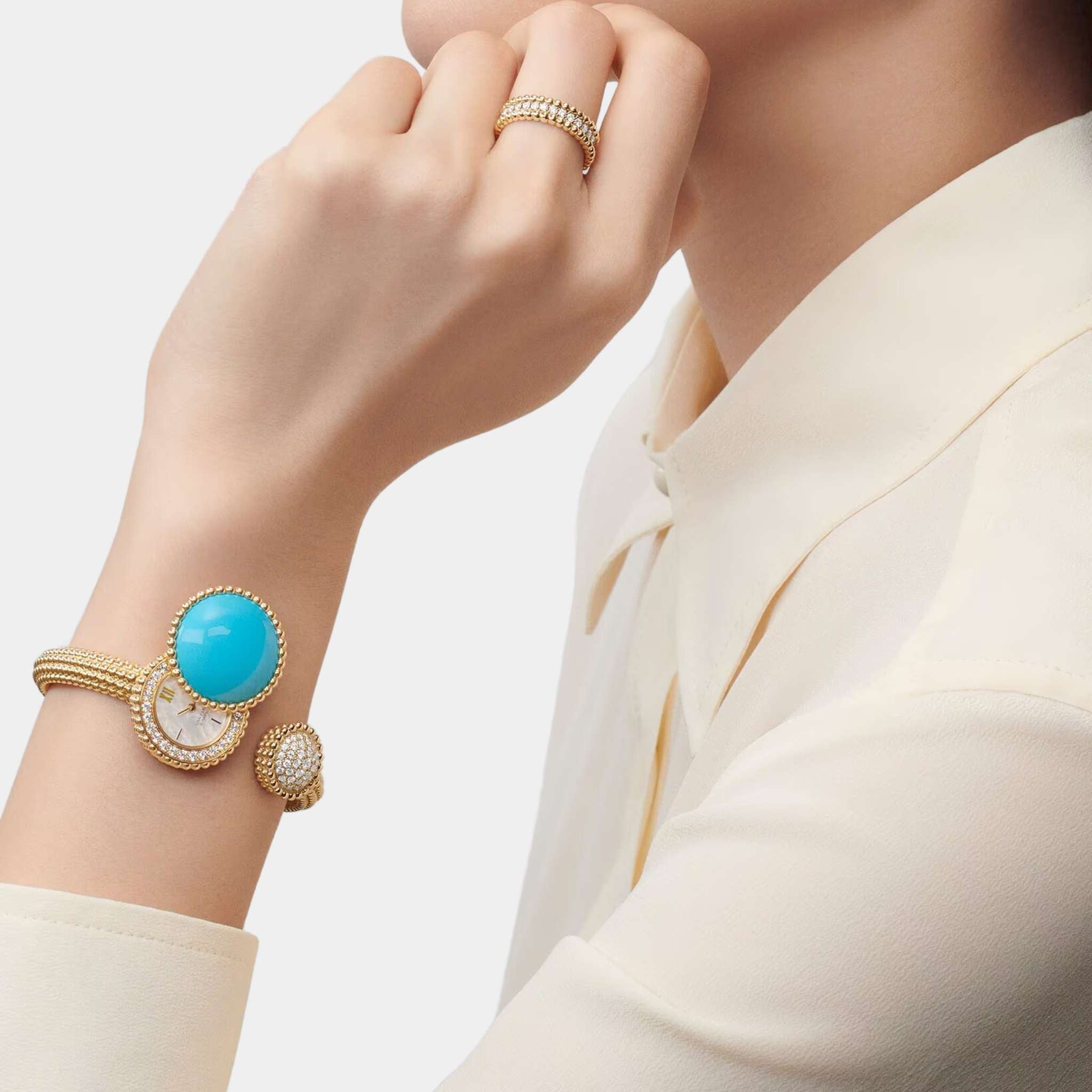 Perlée Toi & Moi Small Secret Watch in Yellow Gold & Turquoise