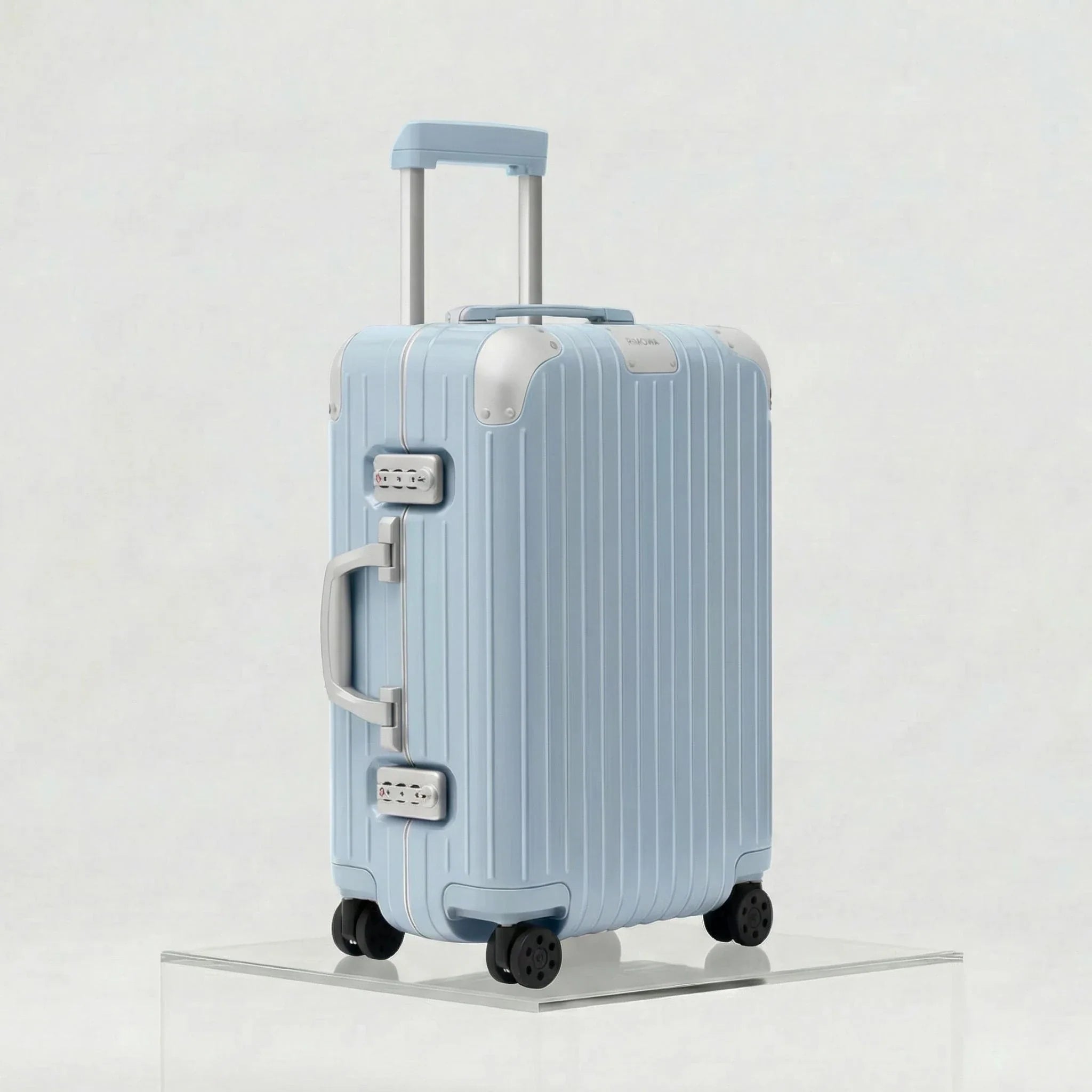 Rimowa Cabin Hybrid Gloss Sky Blue, Side, Studio