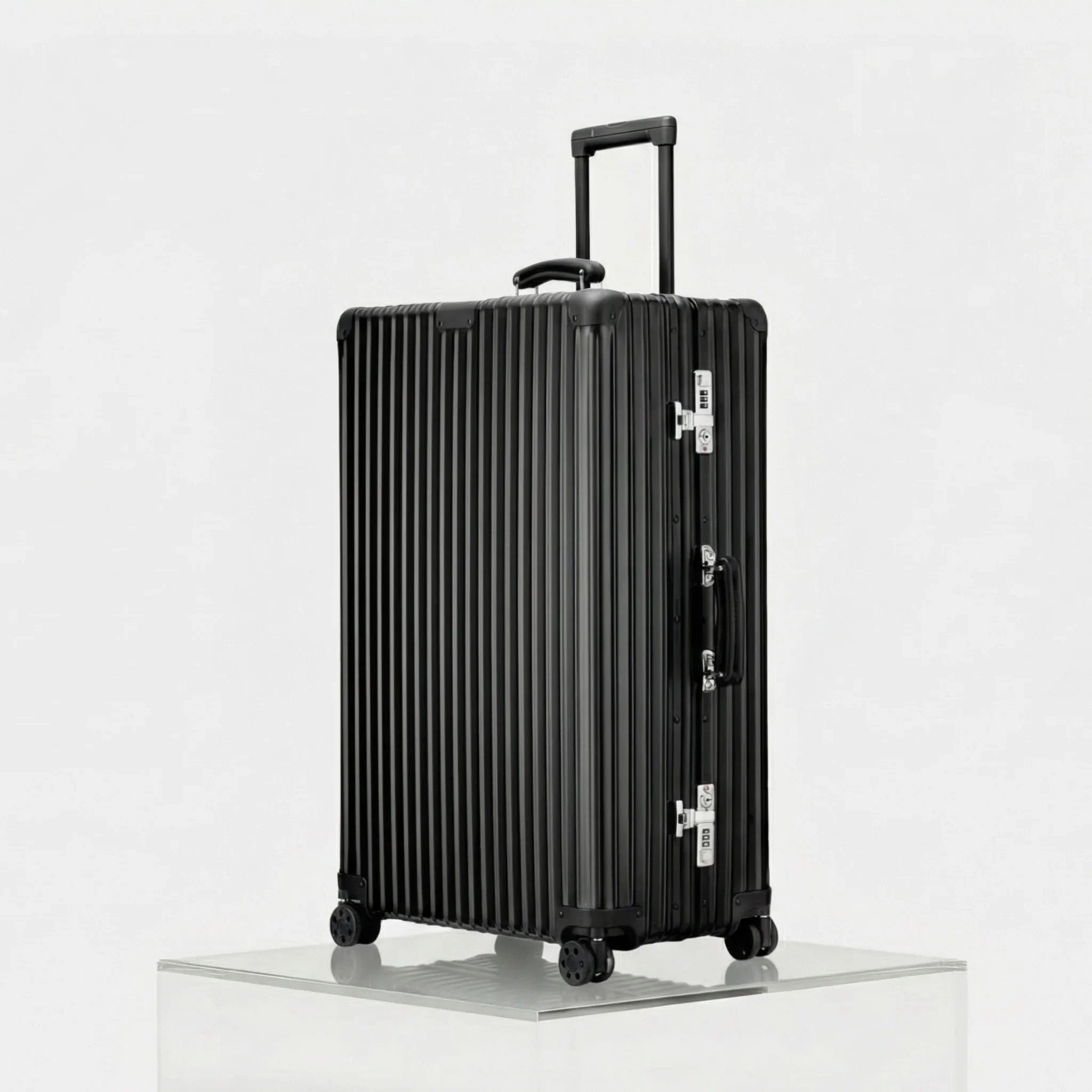 Rimowa Classic Check In L, Black, Side