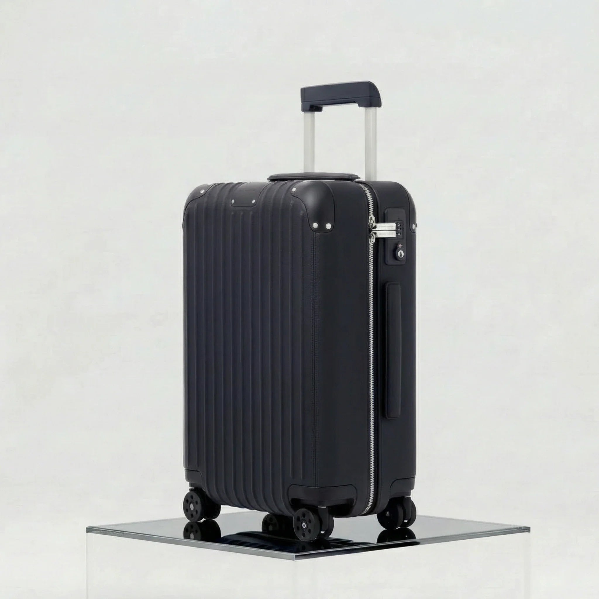 Rimowa Distinct Cabin, Blue, Side