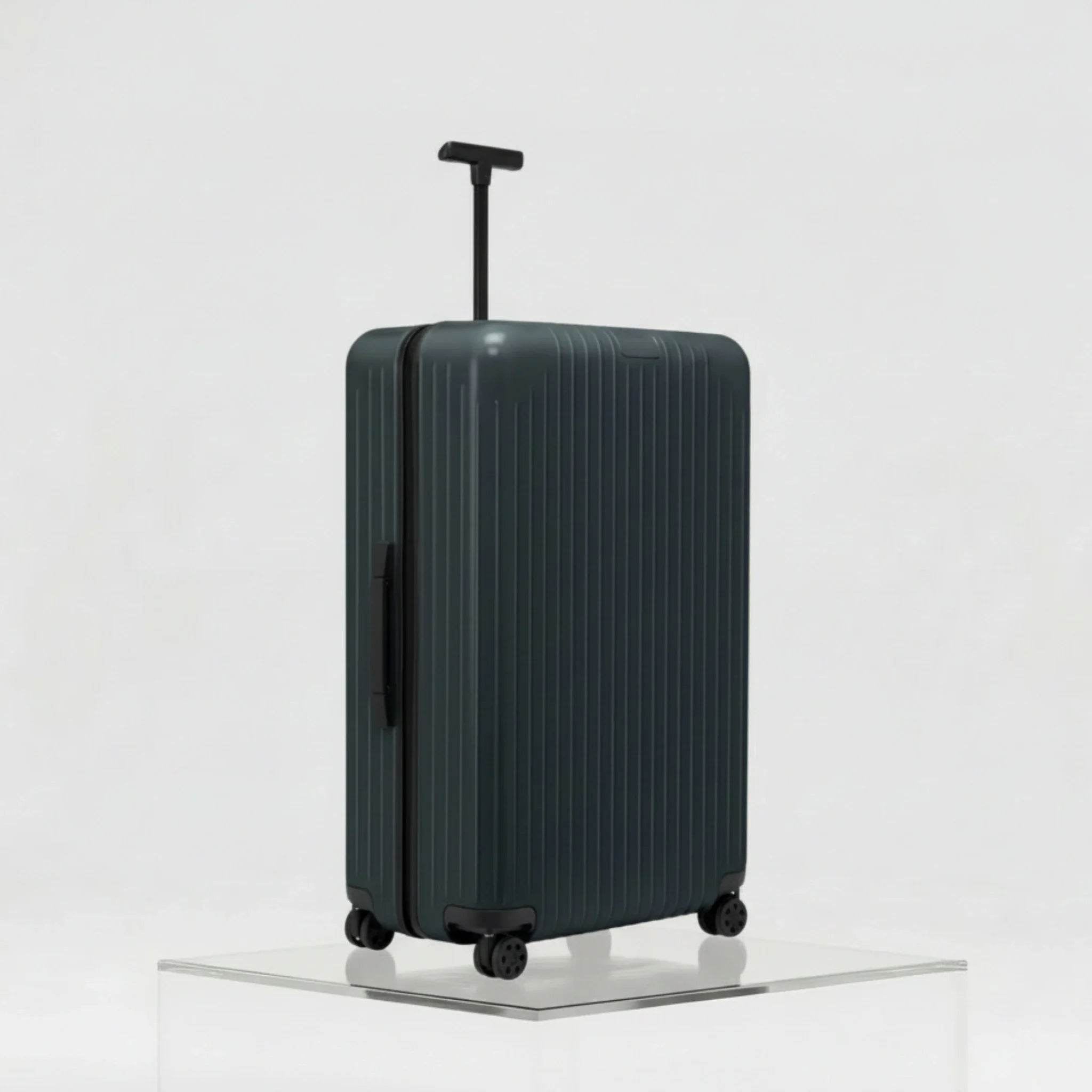 Rimowa Essential Lite Check In L, Grey, Side