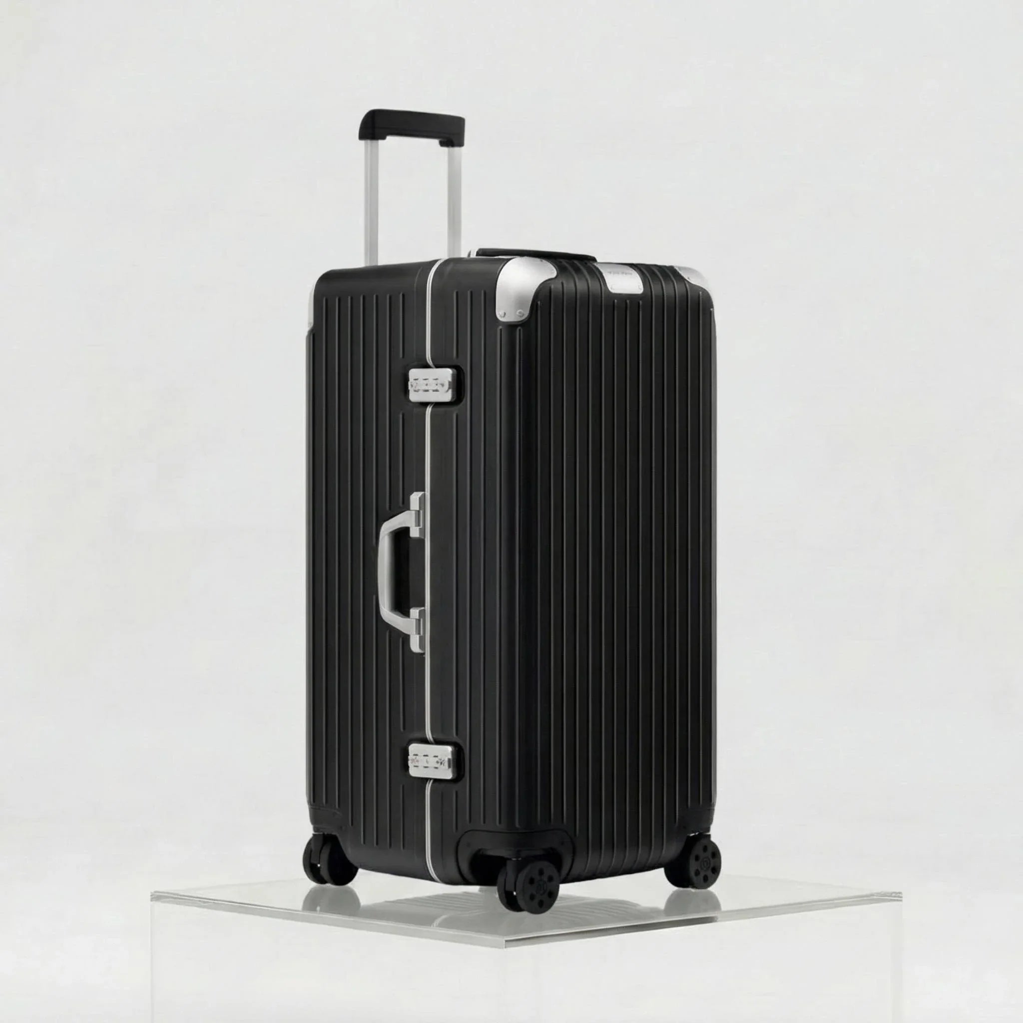 Rimowa Hybrid Trunk Plus, Matte Black, Side