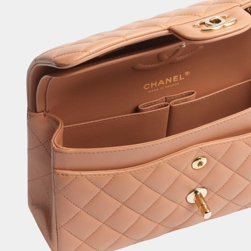 Small Classic Handbag Fall-Winter 2024/25