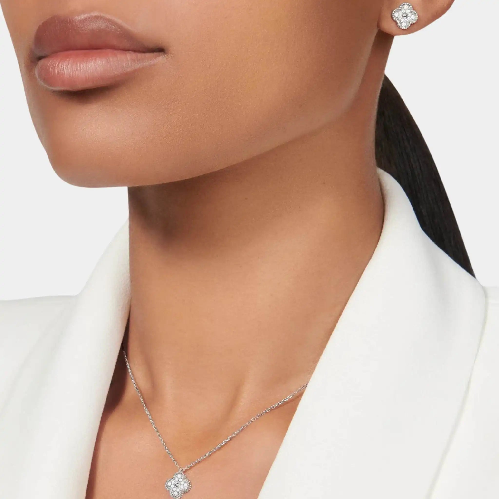 Sweet Alhambra Earstuds White Gold Diamond