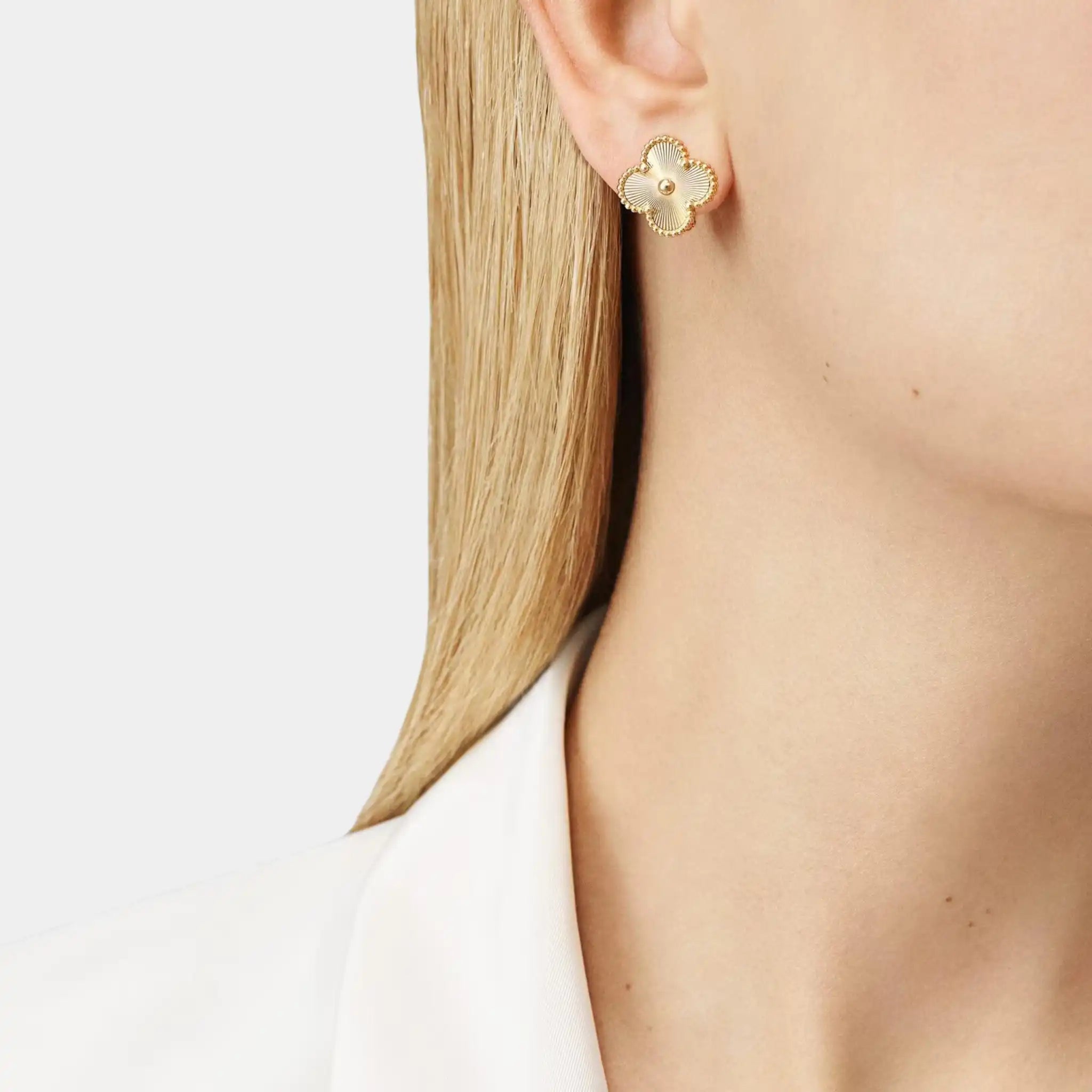 Vintage Alhambra Earrings Yellow Gold