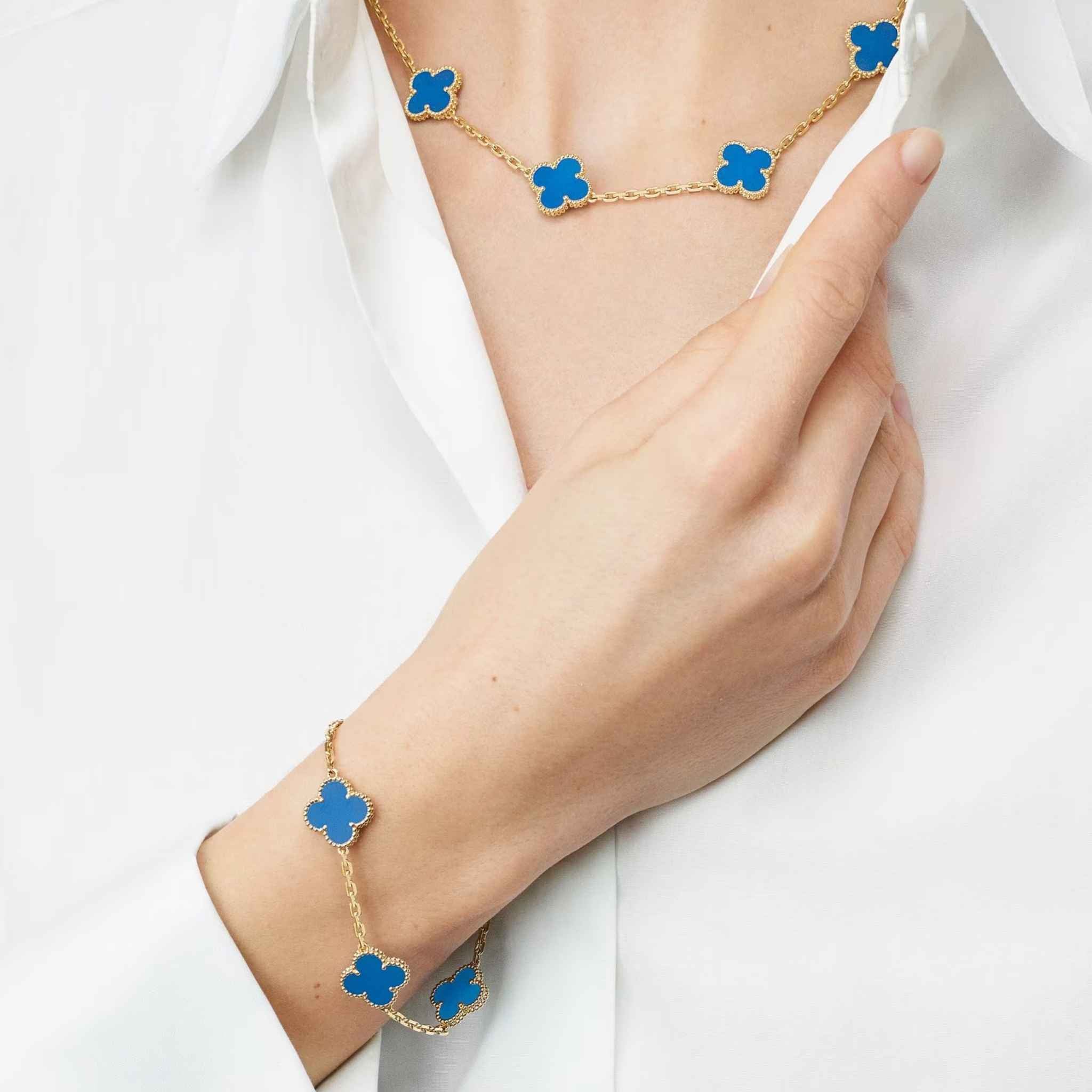 Alhambra Vintage Gold Motifs Bracelet Agate