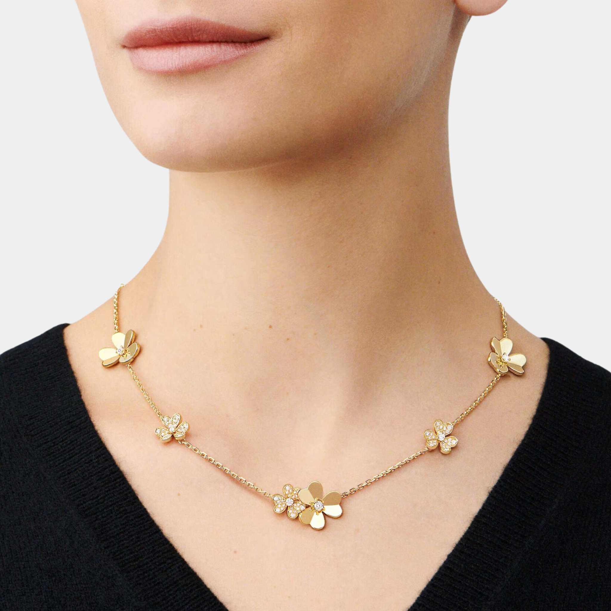 Frivole Necklace 9 Flowers Yellow Gold Diamond