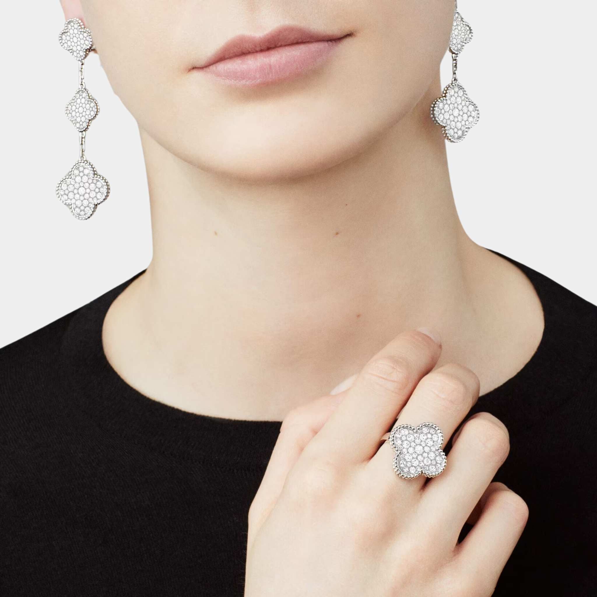 Magic Alhambra Ring White Gold Diamond