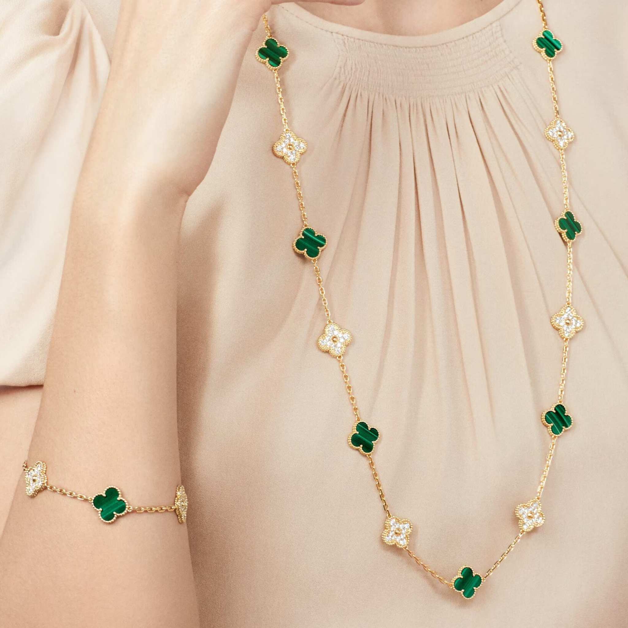 Vintage Alhambra Necklace 20 Motifs Yellow Gold & Malachite